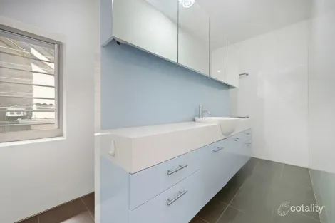 Property photo of 240 Crown Street Darlinghurst NSW 2010