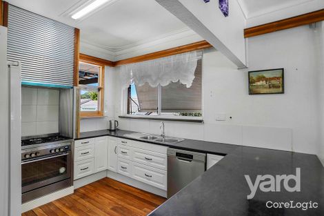 Property photo of 8 Kitchener Road Melville WA 6156