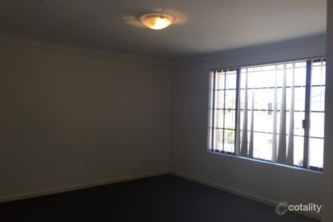 Property photo of 39 Pimento Circle Port Kennedy WA 6172