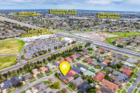 Property photo of 2 Dartmoor Drive Cranbourne East VIC 3977