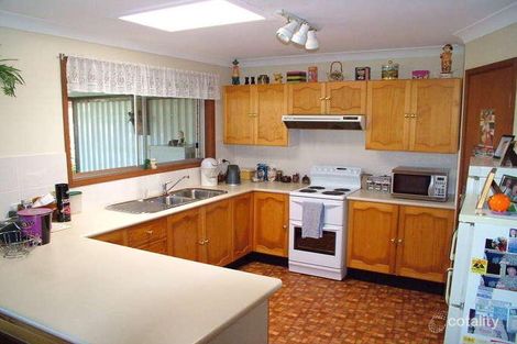 Property photo of 8 Stelling Avenue Kanwal NSW 2259