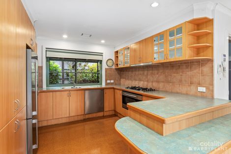 Property photo of 16 Sang Court Ringwood VIC 3134