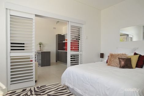 Property photo of 3/4 Hillview Crescent The Hill NSW 2300