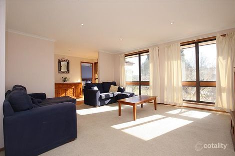 Property photo of 2 Gibb Place Wanniassa ACT 2903