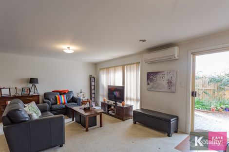 Property photo of 13/5-17 William Road Berwick VIC 3806