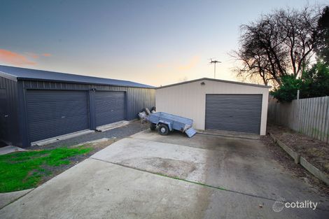 Property photo of 37 Ferris Street Drouin VIC 3818