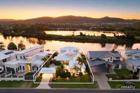 53 Graywillow Bvd, Oxenford, QLD 4210