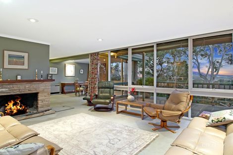 Property photo of 14 Hamelin Crescent Narrabundah ACT 2604