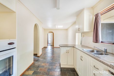 Property photo of 2 Charles Court Aberfoyle Park SA 5159