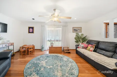 Property photo of 8 Brandon Court Kippa-Ring QLD 4021