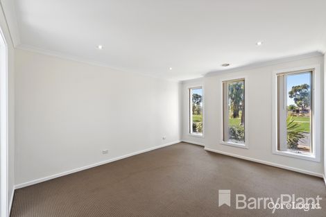 Property photo of 33 Bangalay Drive Brookfield VIC 3338