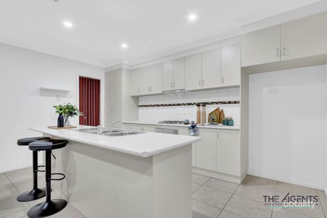 Property photo of 1/1 Harness Court Truganina VIC 3029