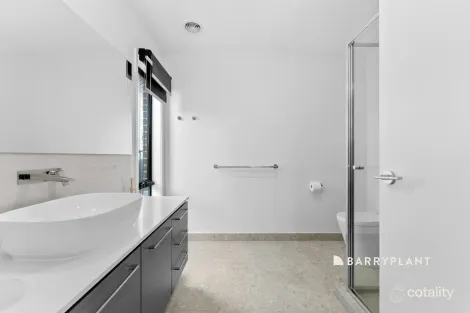 Property photo of 214 Soldiers Road Berwick VIC 3806