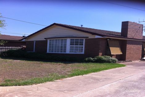 36 Essex Dr, Melton, VIC 3337