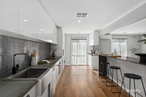 Property photo of 28 Westmoreland Street St Albans Park VIC 3219