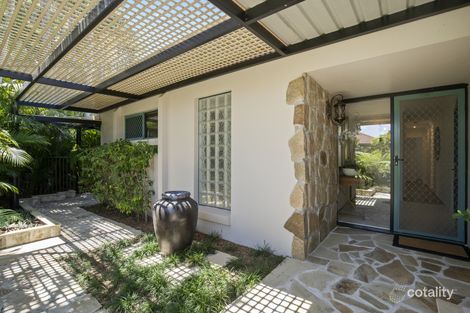 Property photo of 17 Ballybunyon Crescent Hope Island QLD 4212