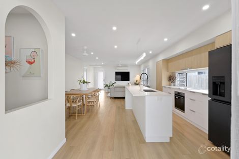Property photo of 32 Regal Circuit Beaconsfield QLD 4740