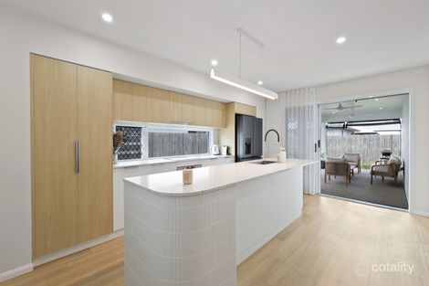 Property photo of 32 Regal Circuit Beaconsfield QLD 4740