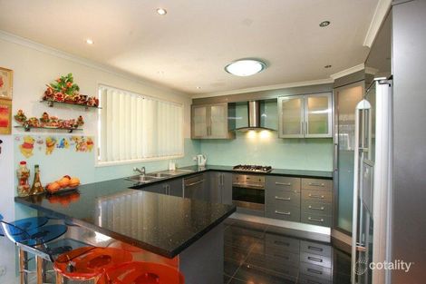 Property photo of 15 Bernbanks Avenue St Albans VIC 3021