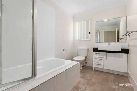 Property photo of 15 Herswell Avenue Wynnum West QLD 4178