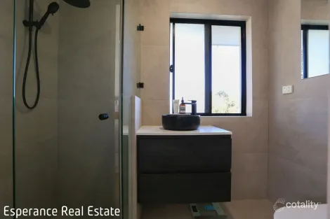 Property photo of 38 Davis Road Monjingup WA 6450