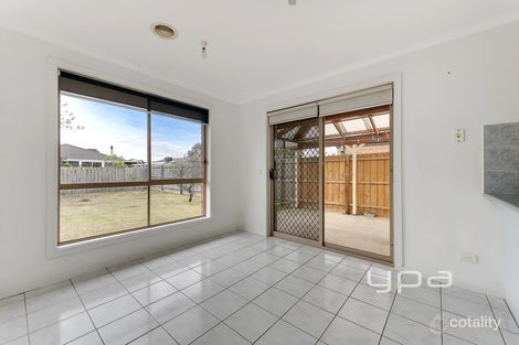 Property photo of 5 Kennedy Parade Roxburgh Park VIC 3064