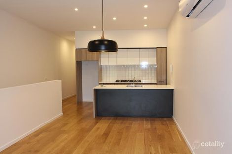 Property photo of 11 Albany Road Mill Park VIC 3082