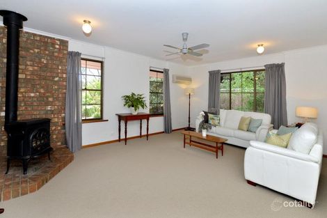 15 Lindsay Tce, Belair, SA 5052