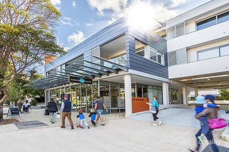 15 Old Barrenjoey Rd, Avalon Beach, NSW 2107