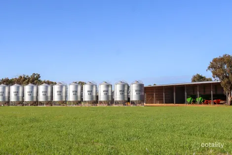 1724 Arthur Rd, Moonyoonooka, WA 6532