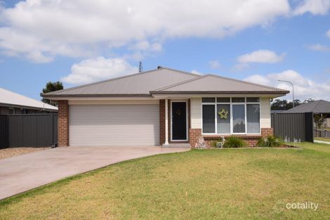 Property photo of 53 Bowerbird Street South Nowra NSW 2541