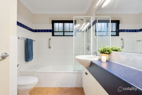 Property photo of 3/330 Cavendish Road Coorparoo QLD 4151