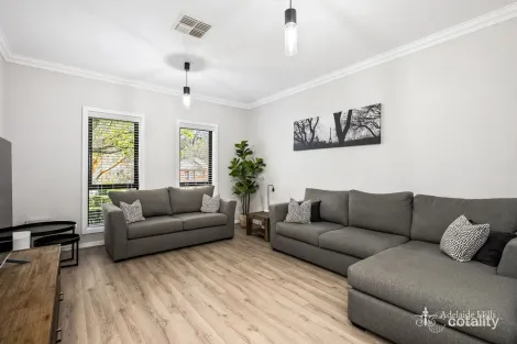 Property photo of 12 Fairfield Road Mount Barker SA 5251