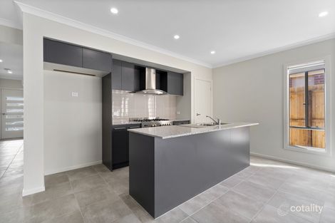 Property photo of 20 Vasse Circuit Mount Duneed VIC 3217