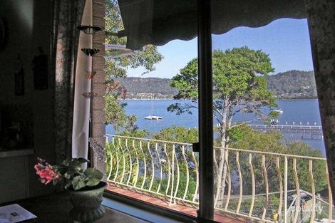 Property photo of 10 Coogee Road Point Clare NSW 2250