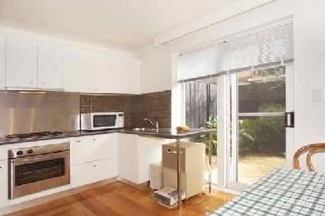 2/27 Moama Rd, Malvern East, VIC 3145