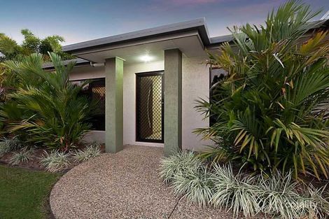 3 Elphinstone St, Kanimbla, QLD 4870