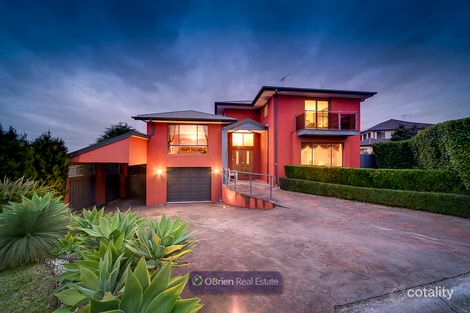 Property photo of 2 The Maples Narre Warren VIC 3805