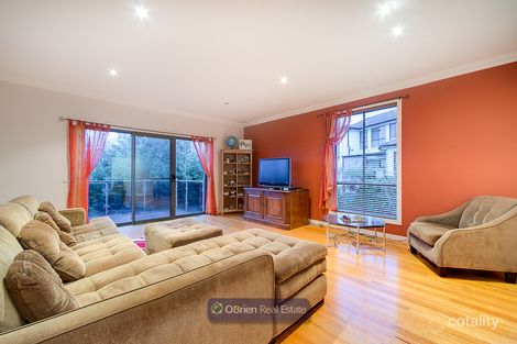 Property photo of 2 The Maples Narre Warren VIC 3805