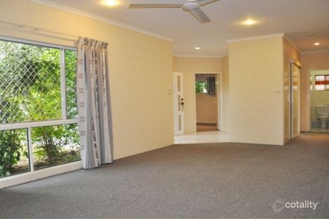 Property photo of 25 Bathurst Drive Bentley Park QLD 4869