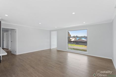 Property photo of 44 Terry Crescent Wimbledon Heights VIC 3922
