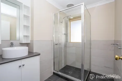 Property photo of 1/7 Wiluna Court Gosnells WA 6110
