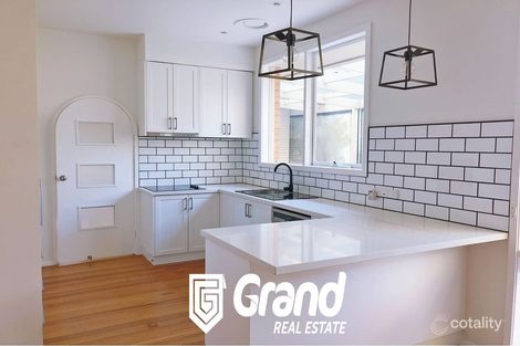 Property photo of 4 Highvale Road Glen Waverley VIC 3150