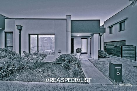 Property photo of 32 Obrien Parade Pakenham VIC 3810