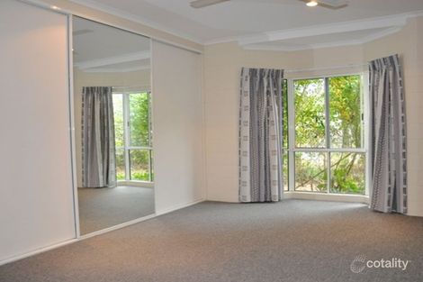 Property photo of 25 Bathurst Drive Bentley Park QLD 4869