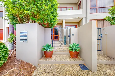 Property photo of 2/11 Hilton Esplanade Tewantin QLD 4565