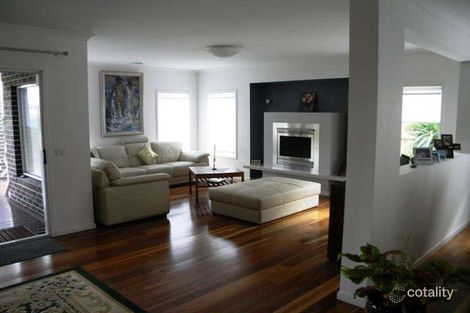 Property photo of 1 Hertford Court Cranbourne North VIC 3977