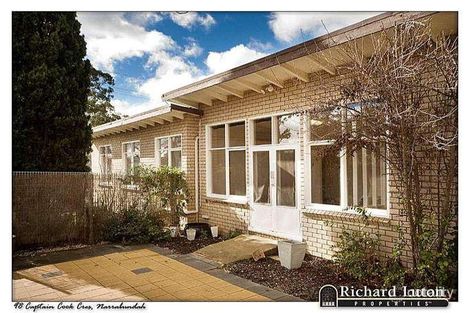 Property photo of 98 Captain Cook Crescent Narrabundah ACT 2604