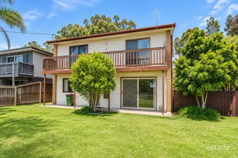 18 Beachway Ave, Berrara, NSW 2540