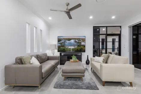 Property photo of 17 First Light Court Coomera QLD 4209